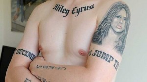 Miley-Cyrus-tattoos-450x253